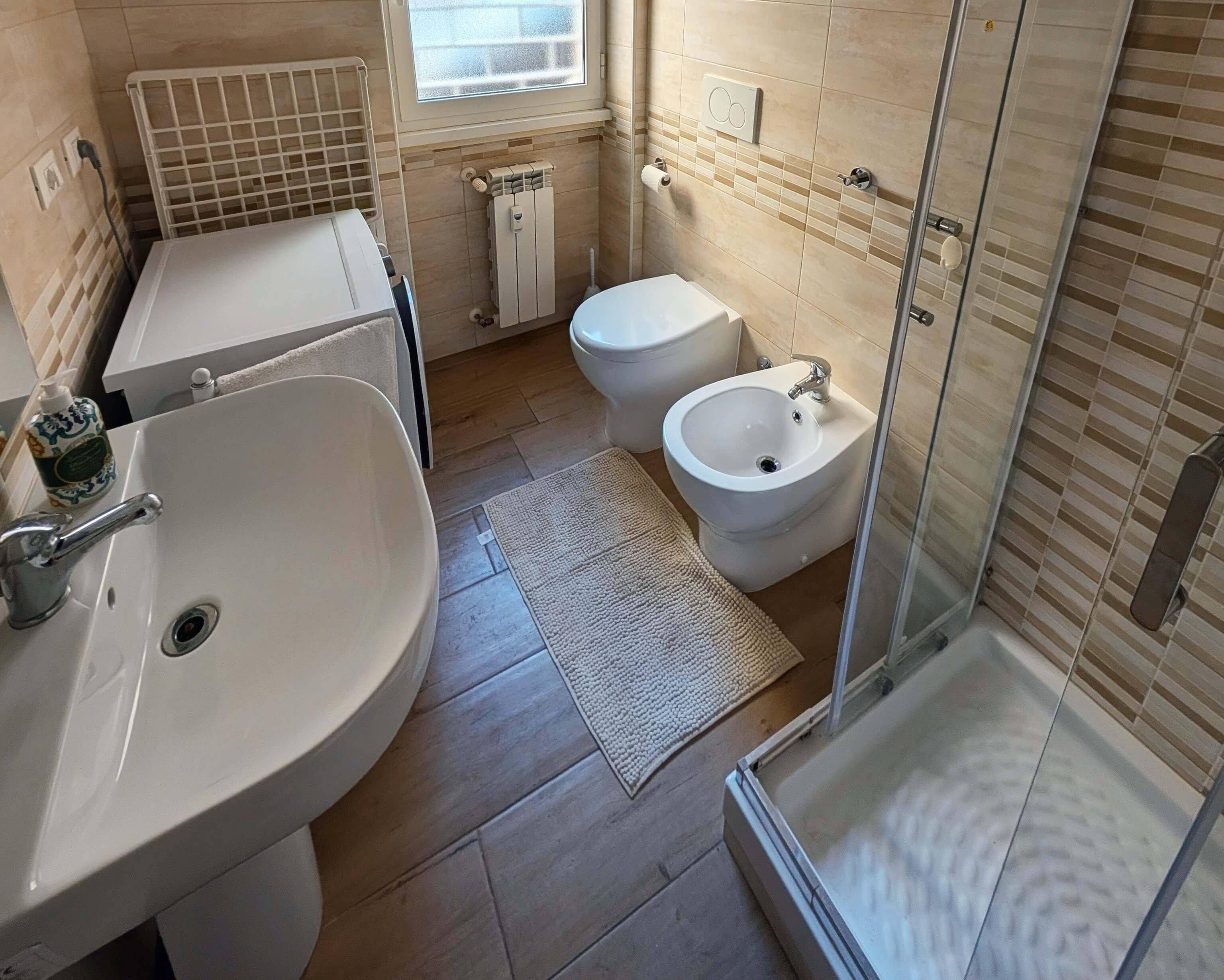 Bagno - Bathroom view 2